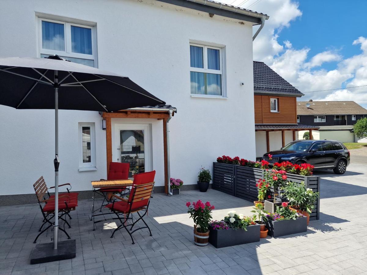 Ferienwohnung Eifeloase Нидегген Экстерьер фото
